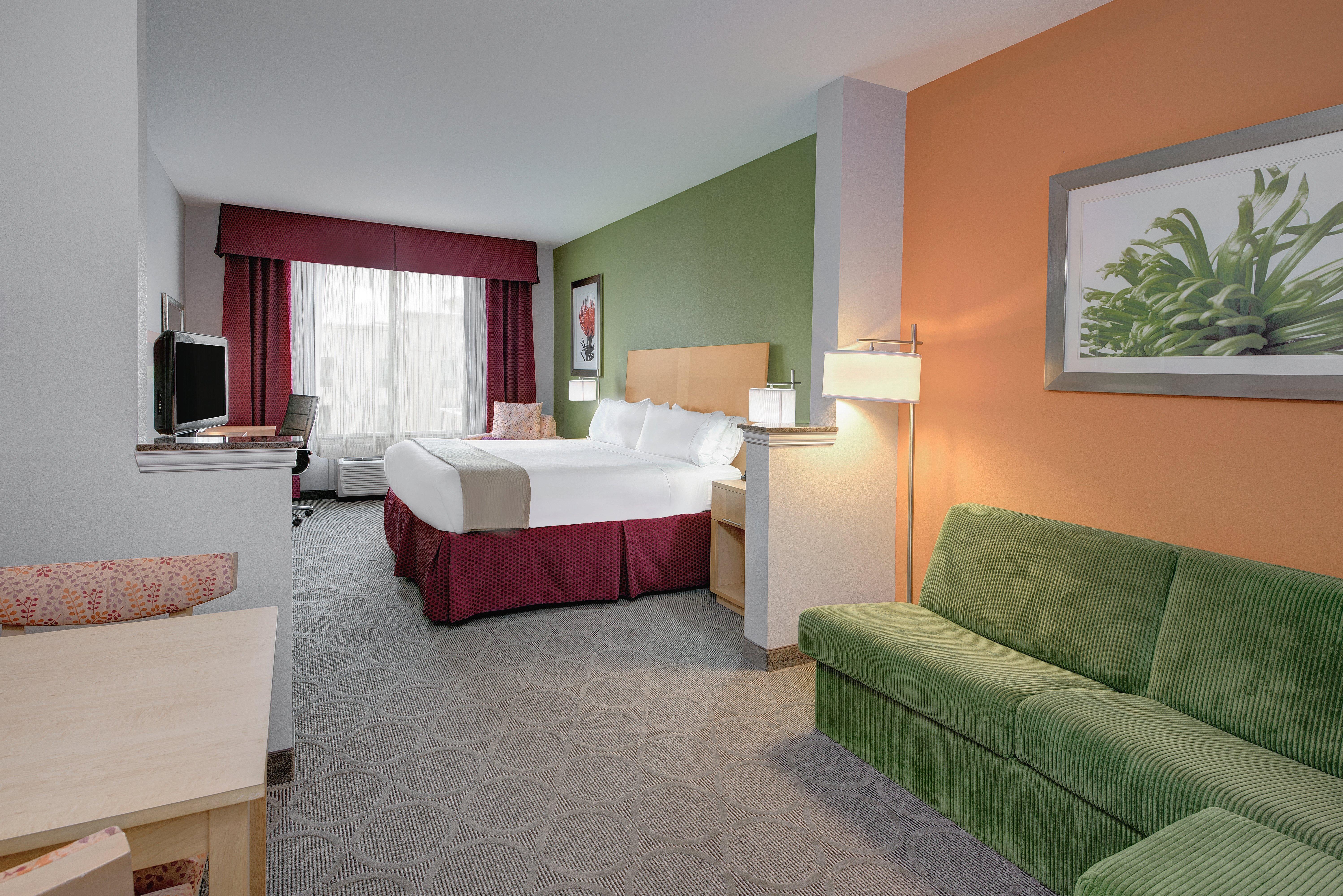 Holiday Inn Express Hotel & Suites Clute-Lake Jackson By Ihg Exterior foto