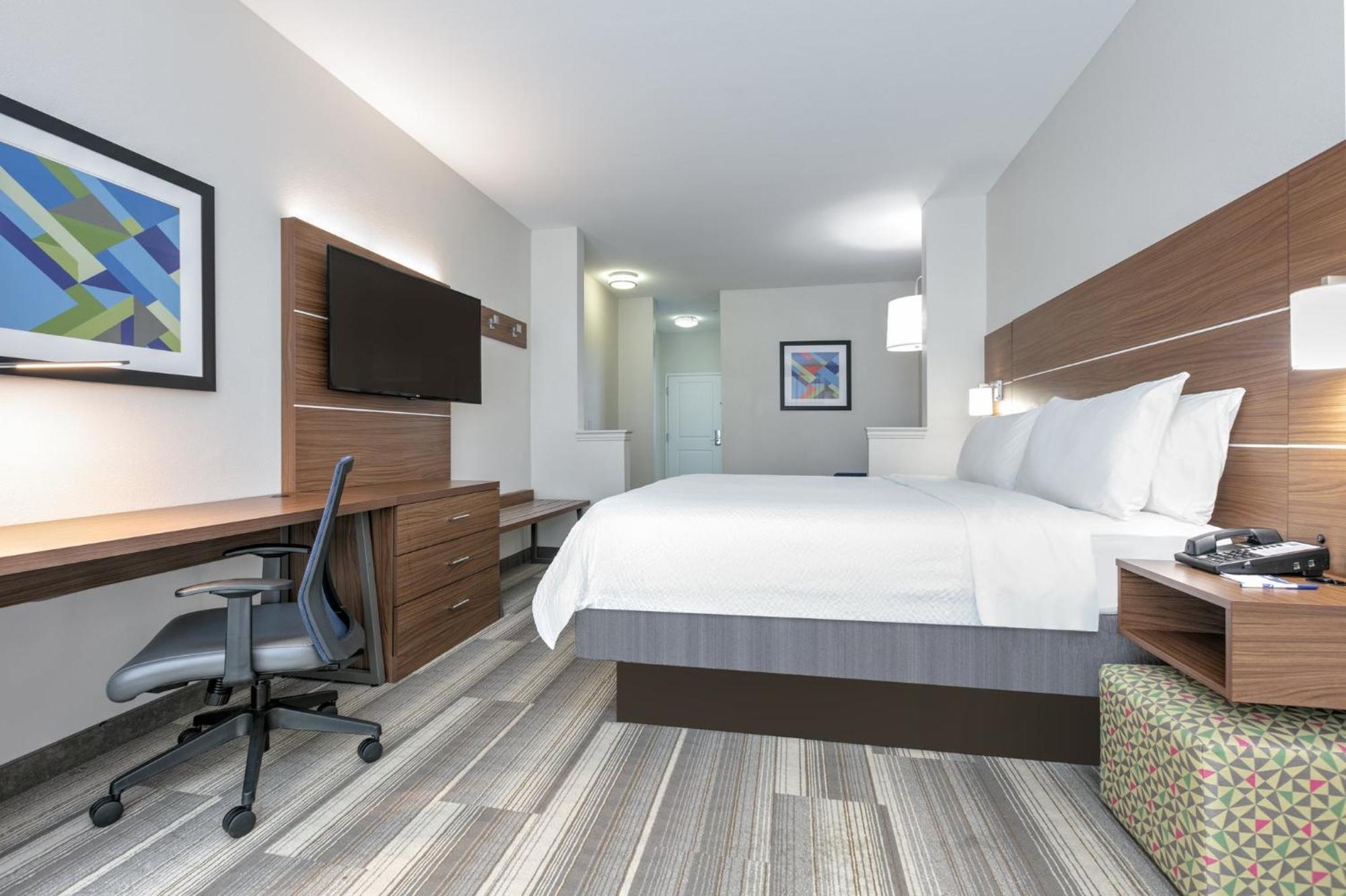 Holiday Inn Express Hotel & Suites Clute-Lake Jackson By Ihg Exterior foto