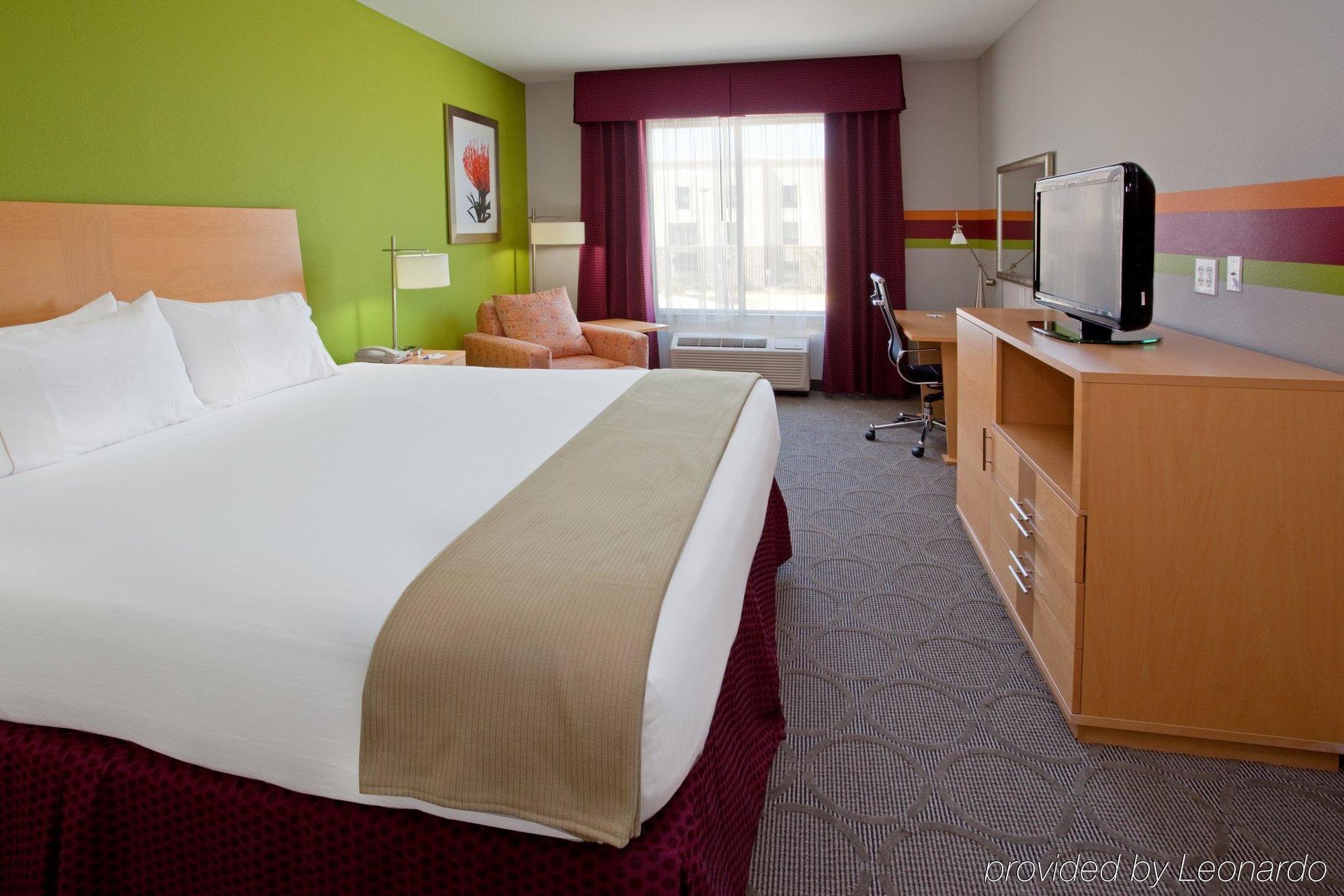 Holiday Inn Express Hotel & Suites Clute-Lake Jackson By Ihg Cameră foto