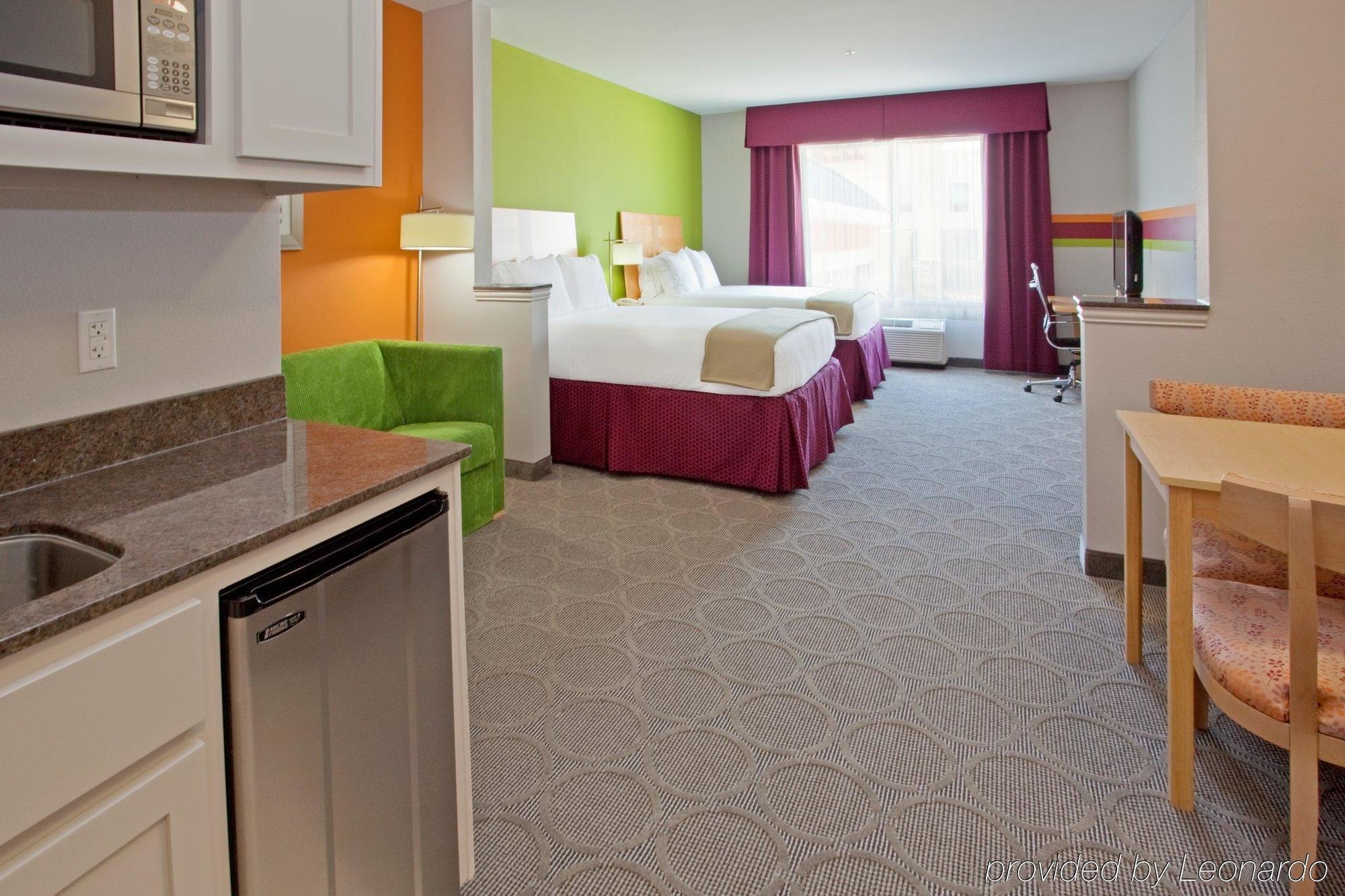 Holiday Inn Express Hotel & Suites Clute-Lake Jackson By Ihg Cameră foto